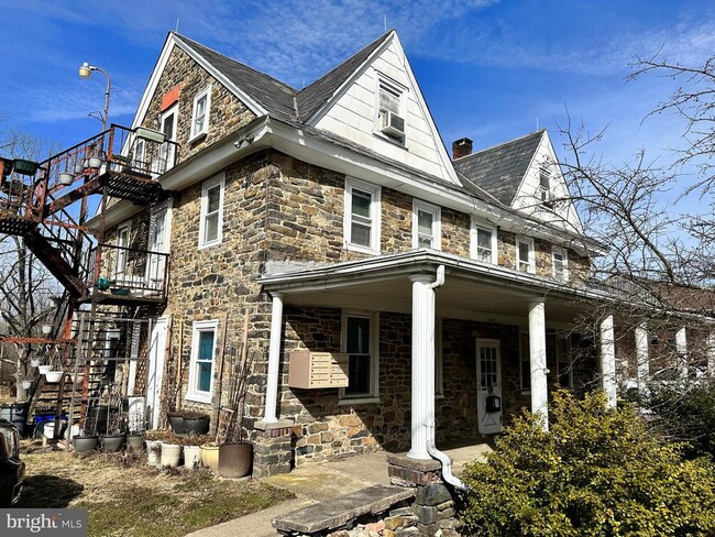 Photo - 360 W Paletown Rd Apartment Unit 1-R