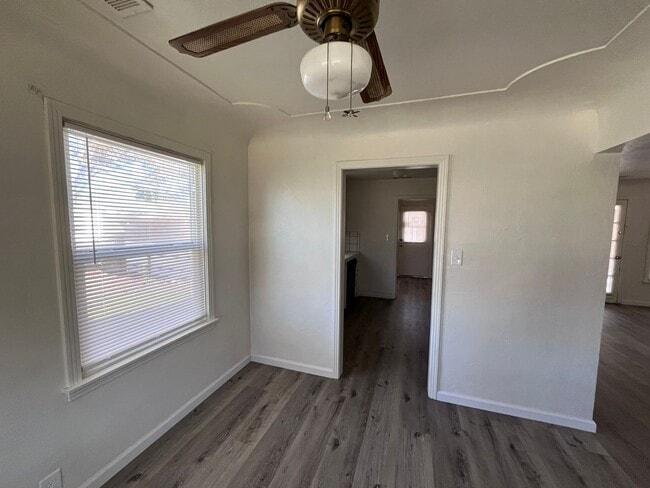 Photo - Move in Special see Ad