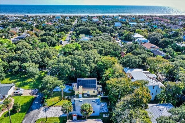 Photo - 303 D St