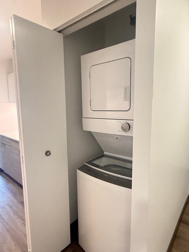 Photo - 435 E Ohio-609 Unit 609