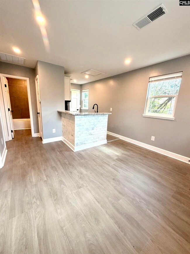 Photo - 1324 Lyon St