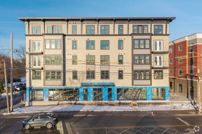 Exterior Image - 17-23 Park St