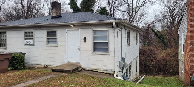 Photo - 903 Martin St Unidad B