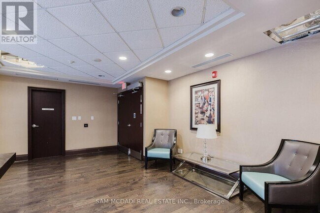 Photo - 208 Enfield Pl Unit 1001