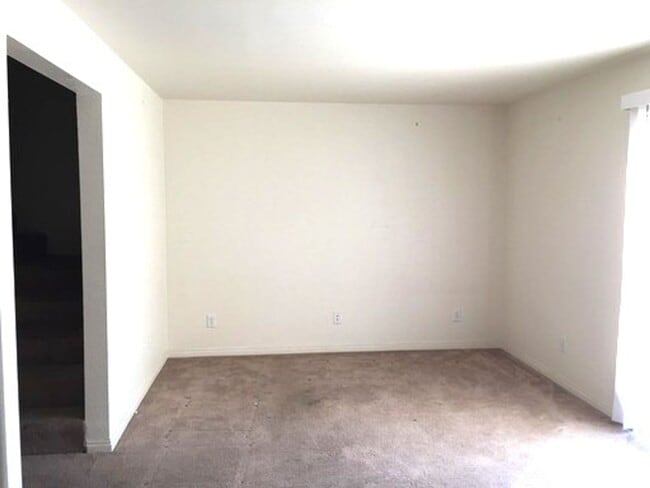 Photo - 1655 Orchard Cove Dr Unit B