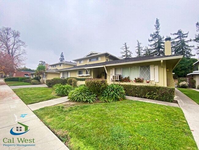 Photo - 315 Bellerose Dr Unit #2