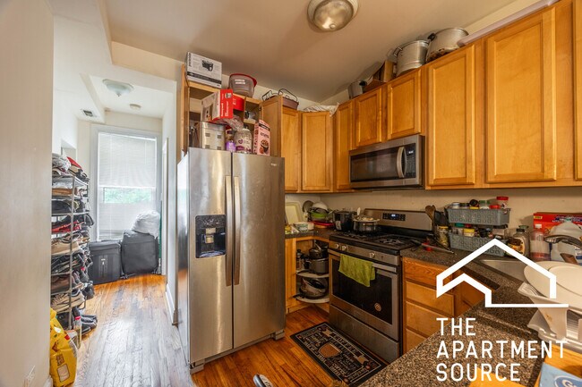 Photo - 1720 W Beach Ave Unit 2