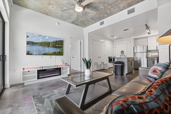 Photo - 333 E Roosevelt St Unidad SI ID1534613P