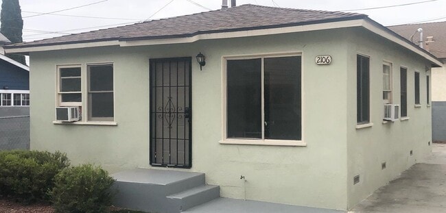 Building Photo - 2106 Vallejo St