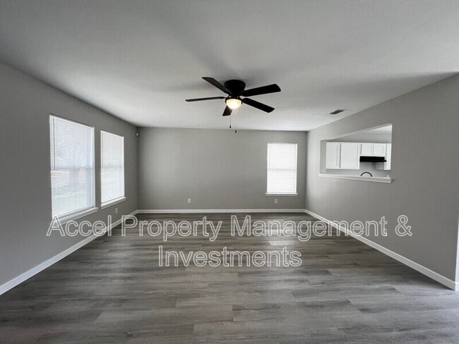 Photo - 2912 Ozark Ave