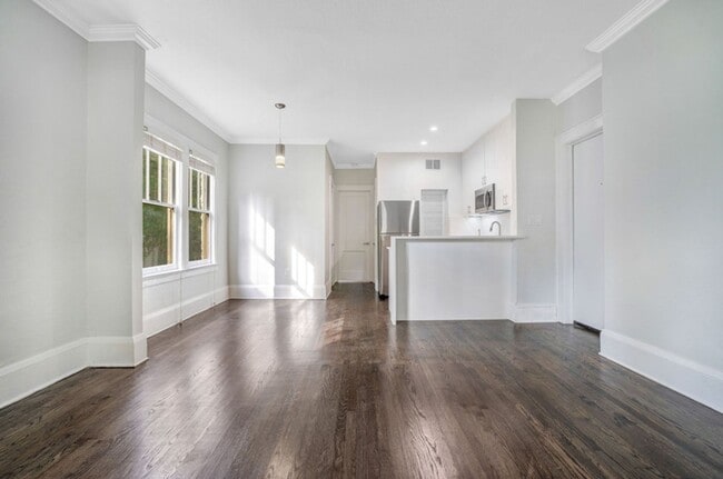 Photo - Villas of Lake Eola Condo Unit 2