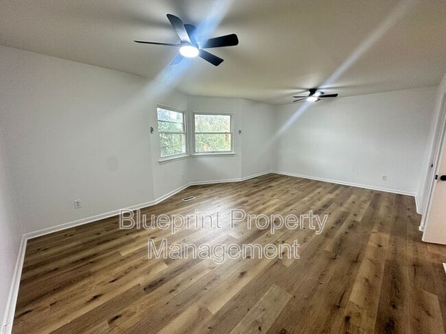 Photo - 6004 Cowin Dr NW