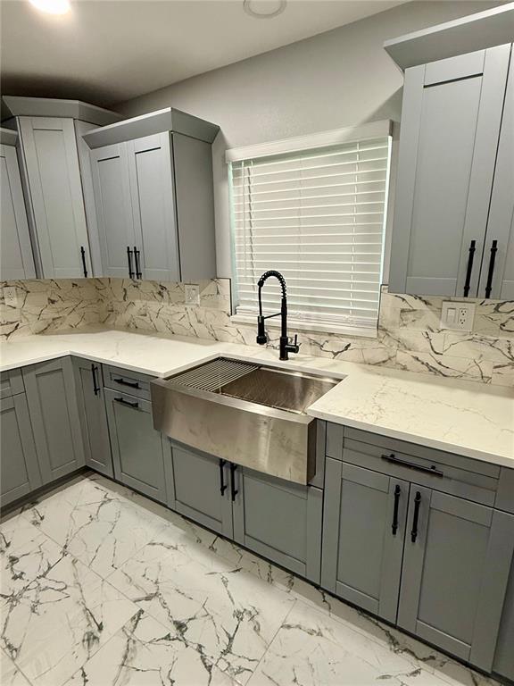 Photo - 7102 Carmel Ave