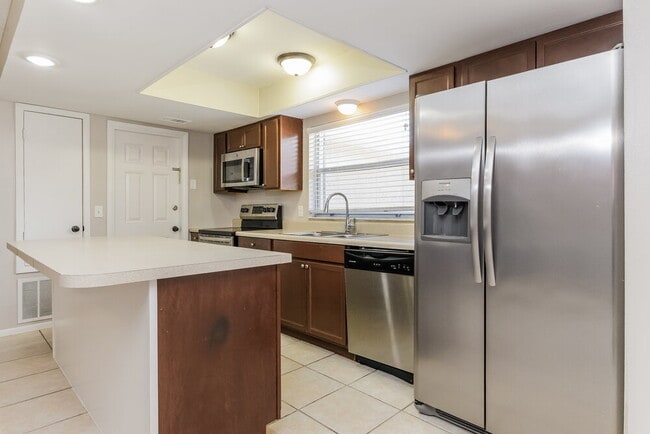 2429 Franklin Dr