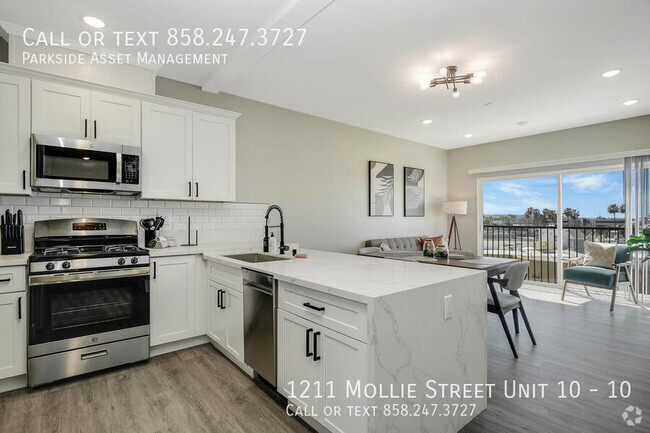 Building Photo - $1,000 Move-in Credit! The Carl on Lauretta Unit 10 Rental