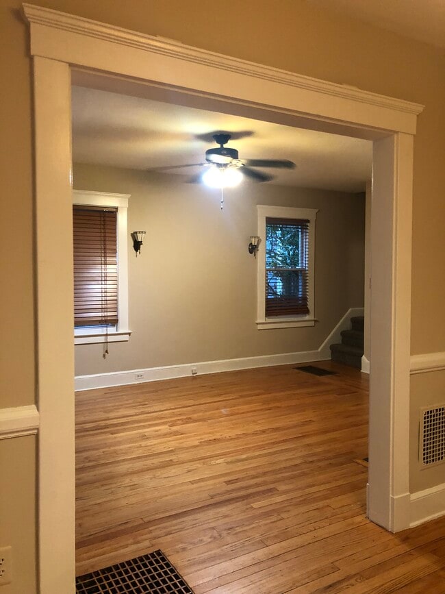 Photo - 18 Lilac Ave