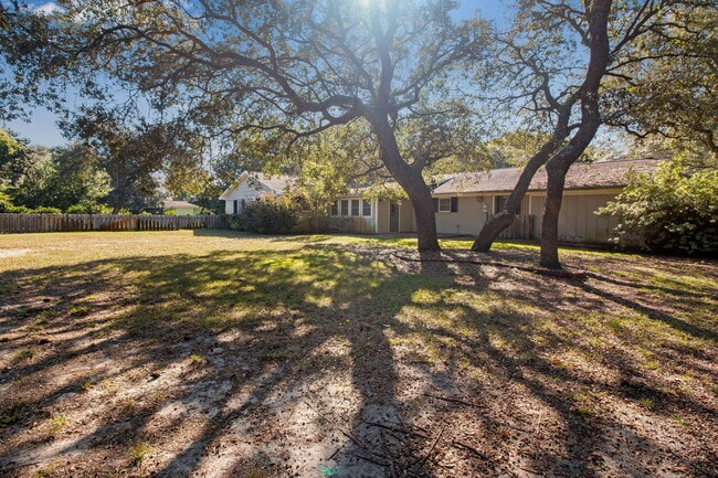 Photo - 701 Planet Dr