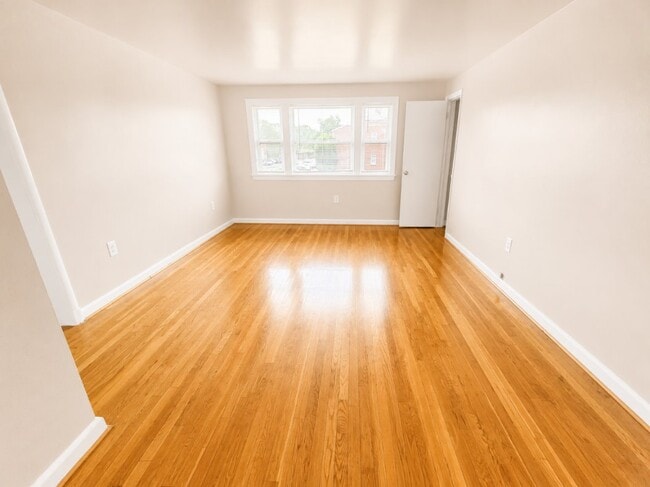 Building Photo - 5431 Remuda Dr