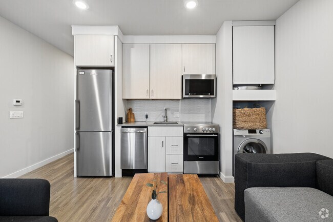 Studio - 415SF - Kitchen