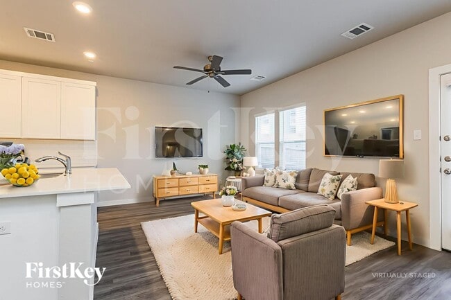 Photo - 18314 W Centro Cir