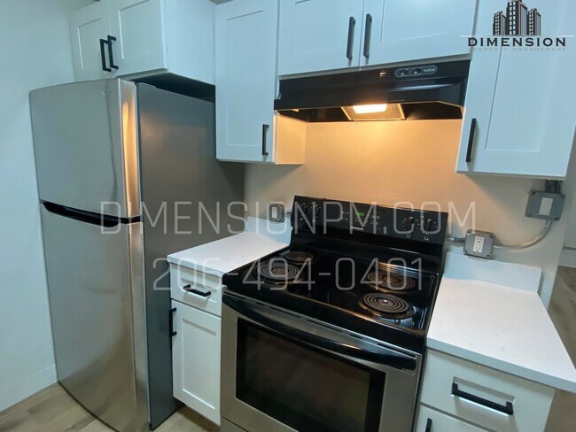 Photo - 2331 Rockefeller Ave