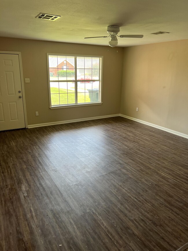 Photo - 1504 N Vintage Ln