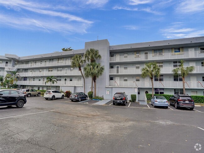 Building Photo - 119 Royal Park Dr Unit 4c Rental