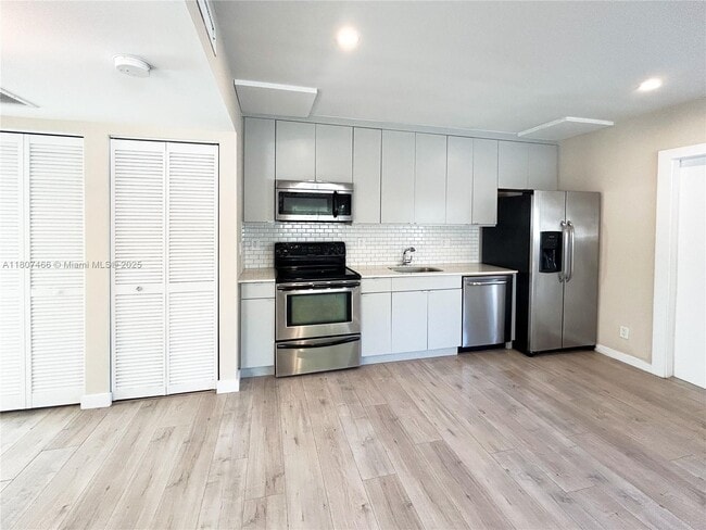 Photo - 2400 NE 26th St Apartment Unit 1