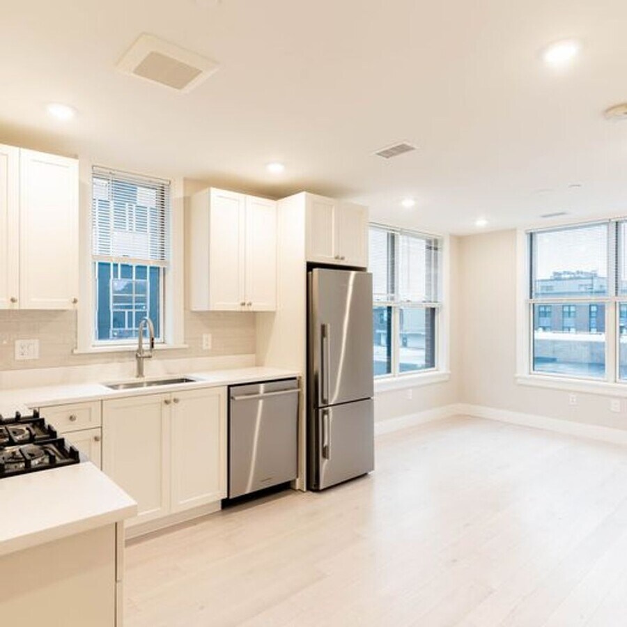 Charming 1 Bedroom-No Broker Fee - Charming 1 Bedroom-No Broker Fee
