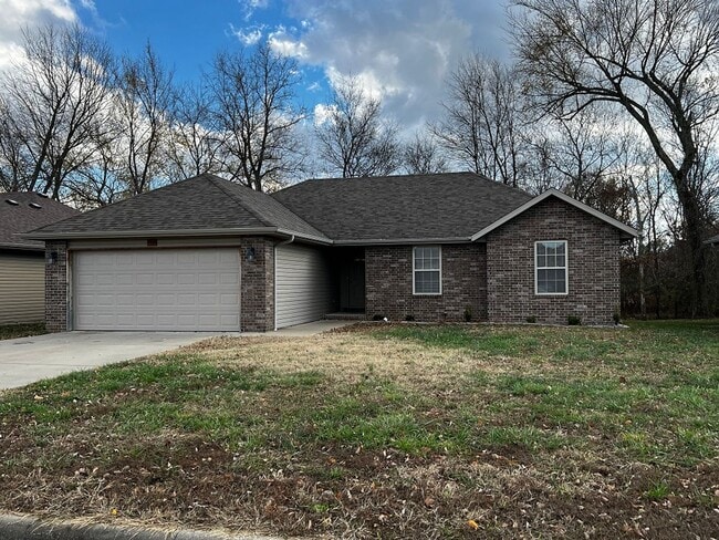 Building Photo - Republic Schools!  Gorgeous Brick Front 3 ... Rental