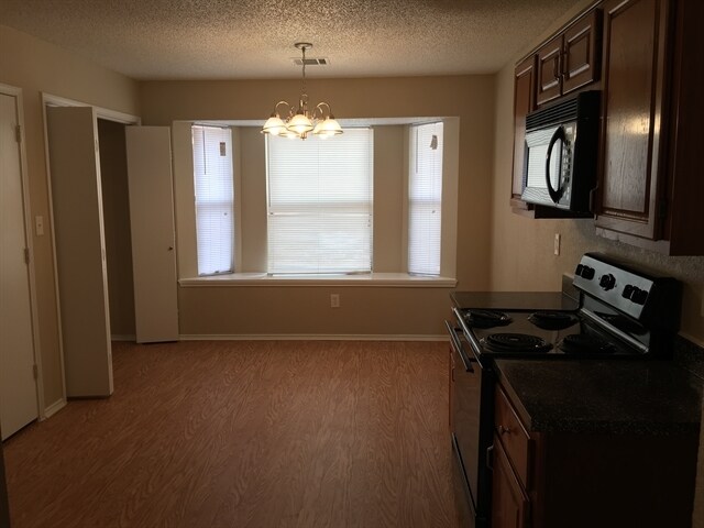 707 Ford Dr