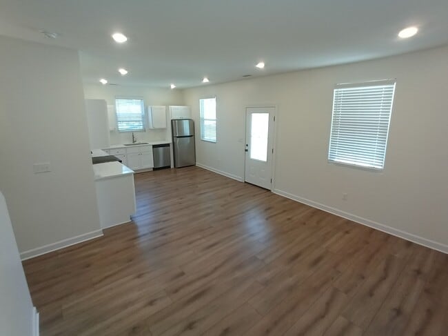 Photo - 261 Cedar St