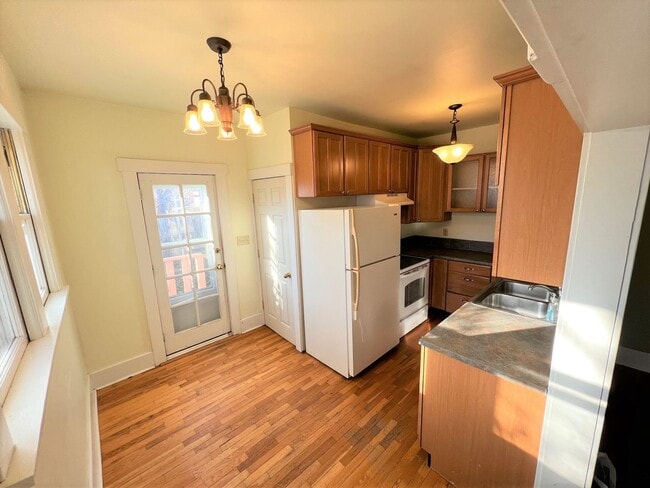 Photo - SINGLE FAMILY HOME W/LARGE FENCED YARD!