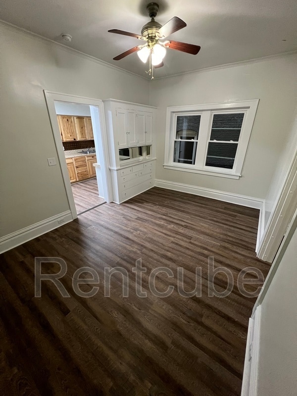 Photo - 243 W 11th St Unit Apt 6