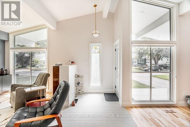 Photo - 199 Lennox Park Ave