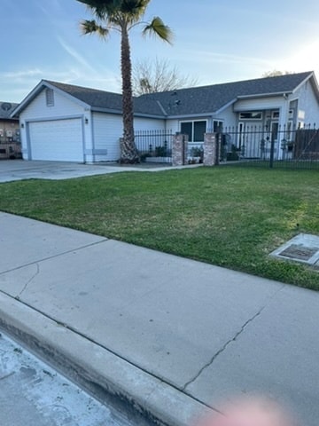 Photo - 2053 Thompson Ave