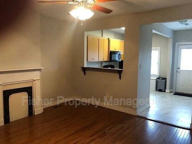 Photo - 605 N 30th St