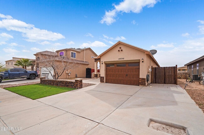 Photo - 14696 Jesus Almeida