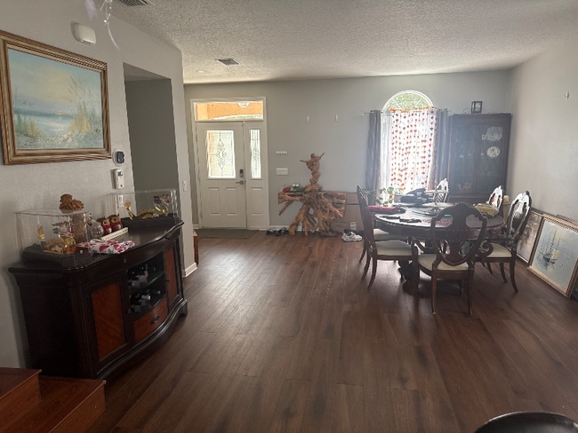 Photo - 1555 Harrier Dr