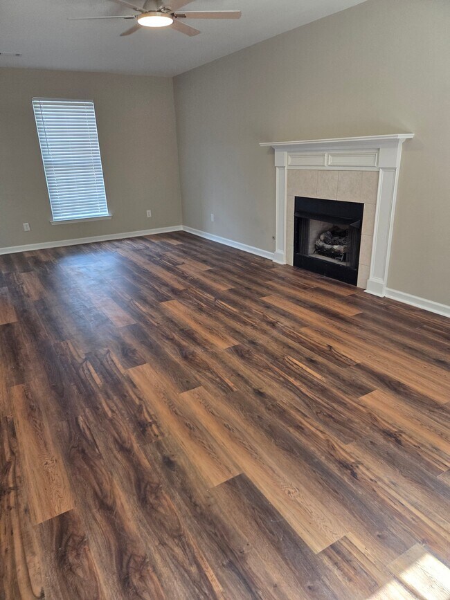 Photo - 4909 Orchard Hill Dr