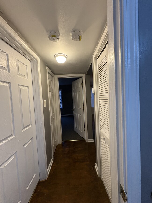 Photo - 129 Elmwood Ave Unit 2s