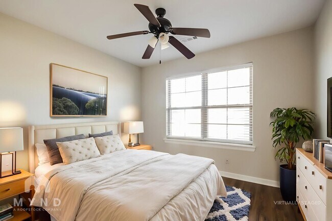 Photo - 430 Capri St