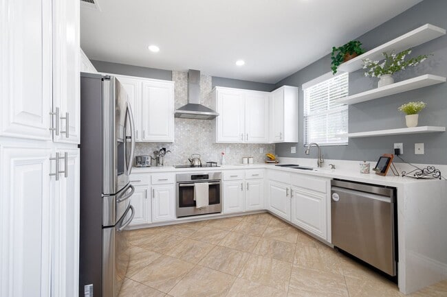 Photo - 2739 Castlehill Rd