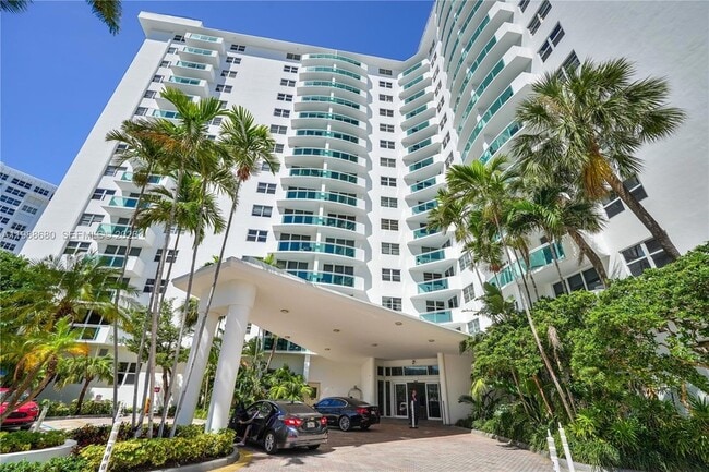 Photo - 3001 S Ocean Dr Unidad 1107
