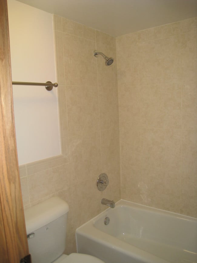 Photo - Carroll Square - NO FEES AT THIS PROPERTY!!