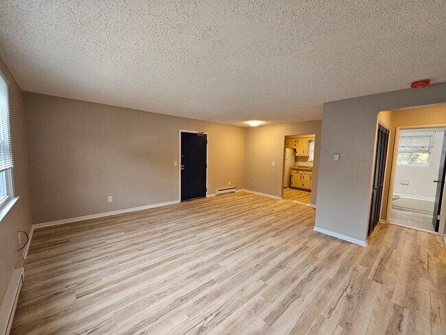 Photo - Evergreen Court