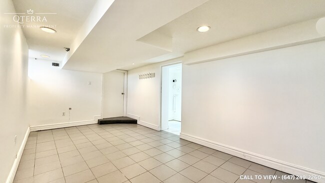 Photo - 52 Rose Av