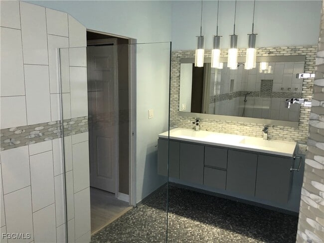 Photo - 7500 Cameron Cir