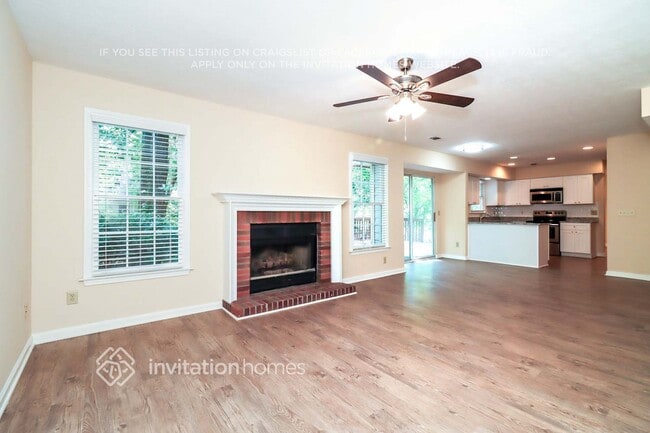 Photo - 1402 Long Shadow Ct