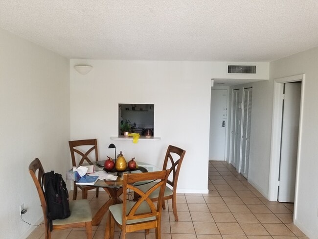 Photo - 14421 N Kendall Dr Unit M203